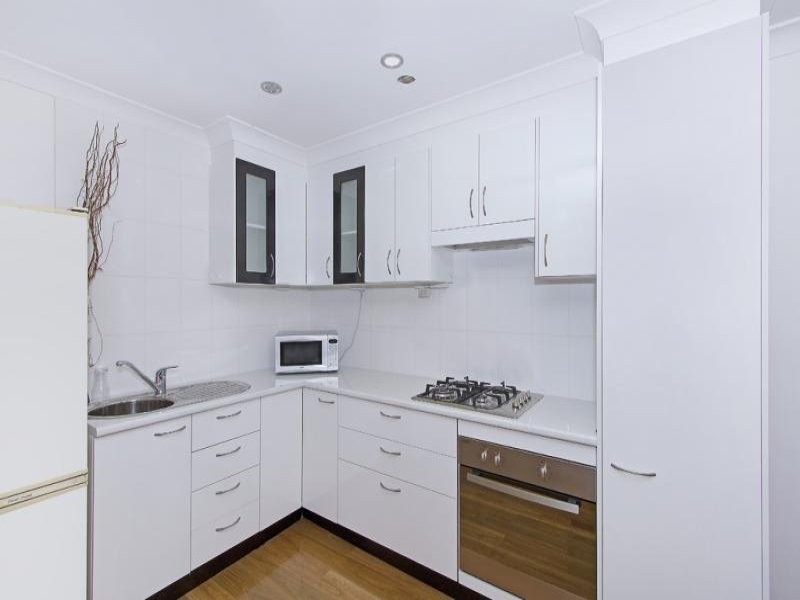 7 Tallarook Close, Carey Bay NSW 2283