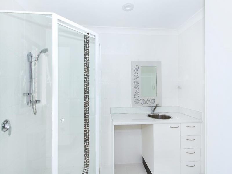 7 Tallarook Close, Carey Bay NSW 2283