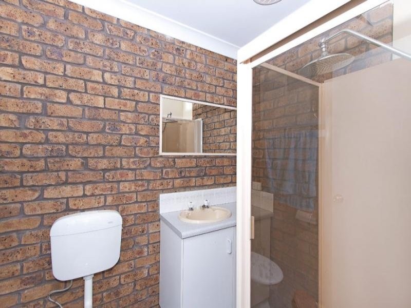 7 Tallarook Close, Carey Bay NSW 2283