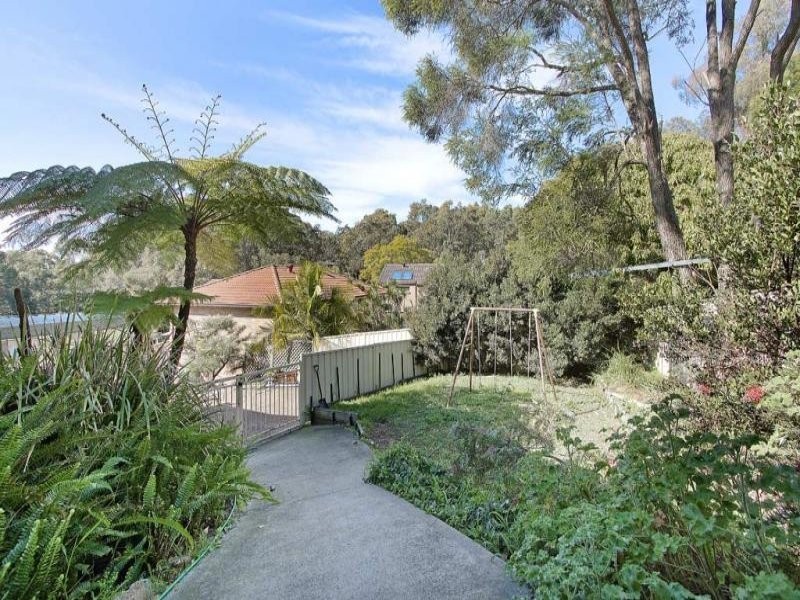 7 Tallarook Close, Carey Bay NSW 2283