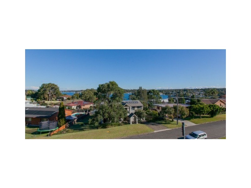43 Alkrington Avenue, Fishing Point NSW 2283