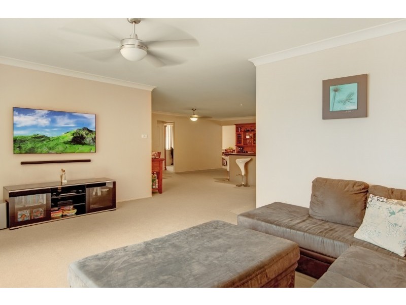 15 Rothley Gardens, Rathmines NSW 2283