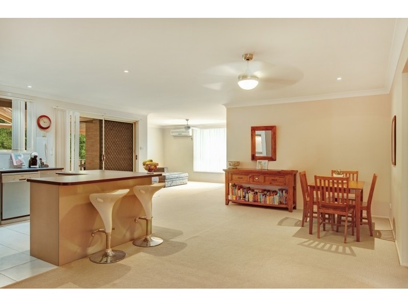 15 Rothley Gardens, Rathmines NSW 2283