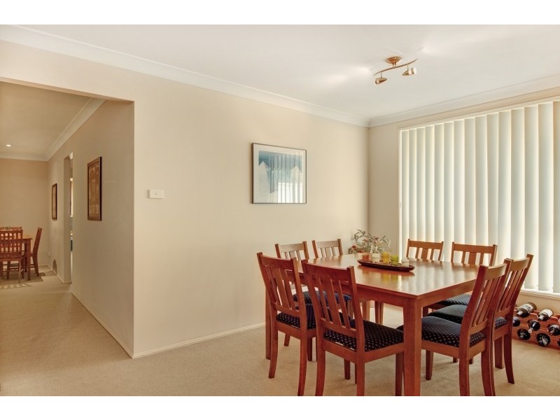 15 Rothley Gardens, Rathmines NSW 2283