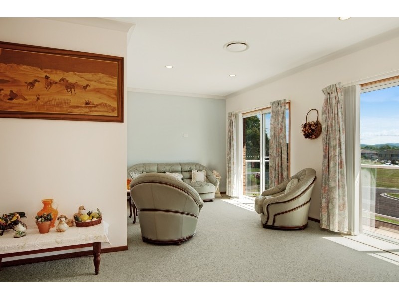 18 The Circlet, Rathmines NSW 2283