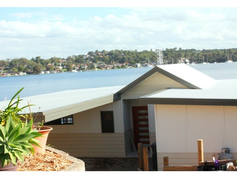 110a Sealand Road, Fishing Point NSW 2283