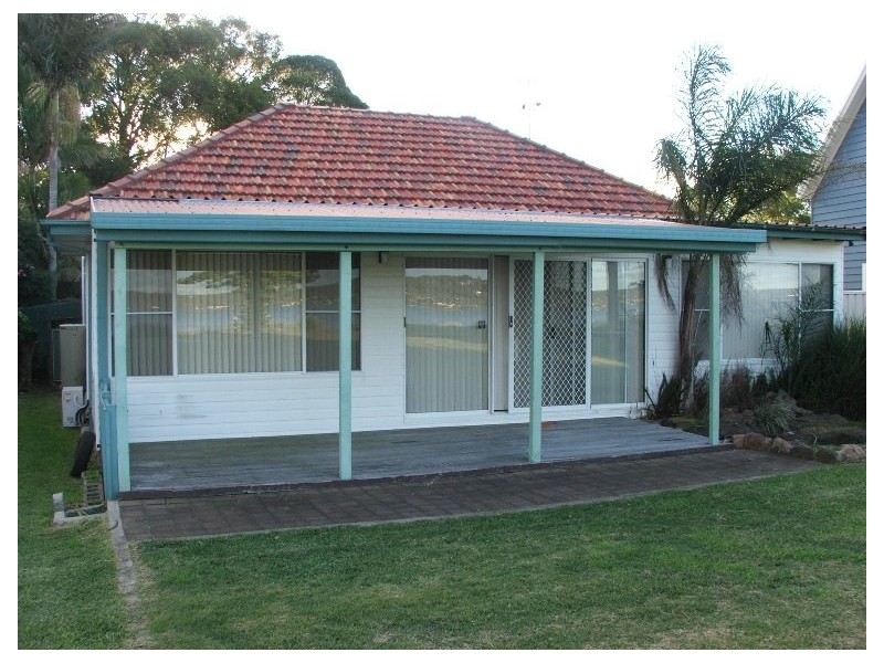 26 Nanda Street, Marmong Point NSW 2284