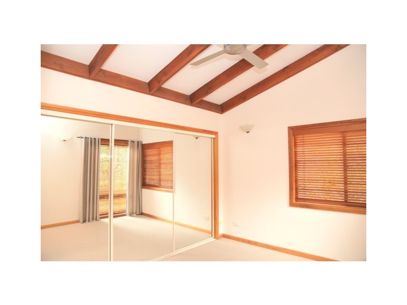 25 Crescent Road, Wangi Wangi NSW 2267