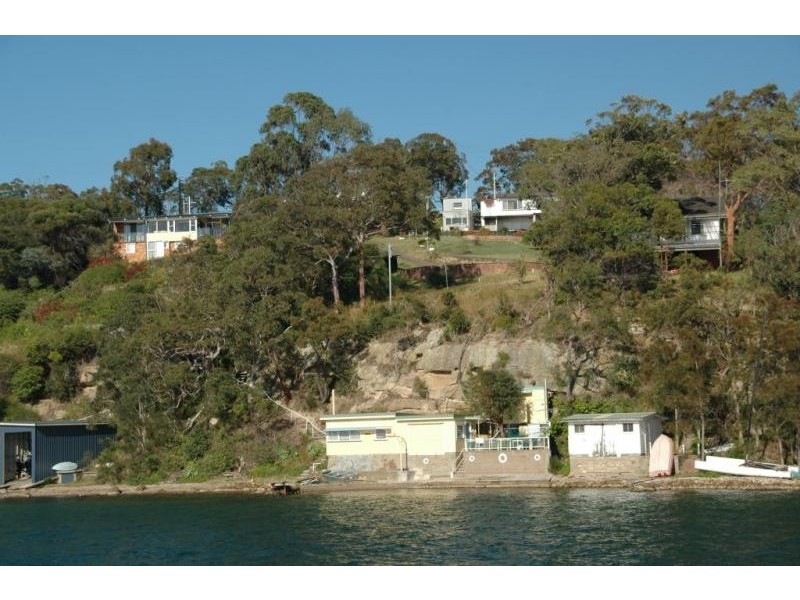 223 Fishing Point Road, Fishing Point NSW 2283