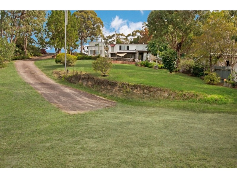 223 Fishing Point Road, Fishing Point NSW 2283