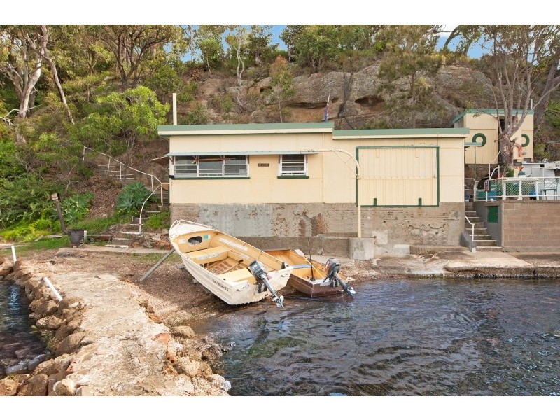 223 Fishing Point Road, Fishing Point NSW 2283