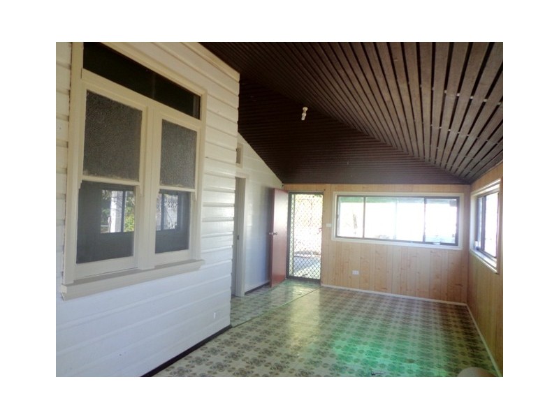 10 Crescent Road, Wangi Wangi NSW 2267