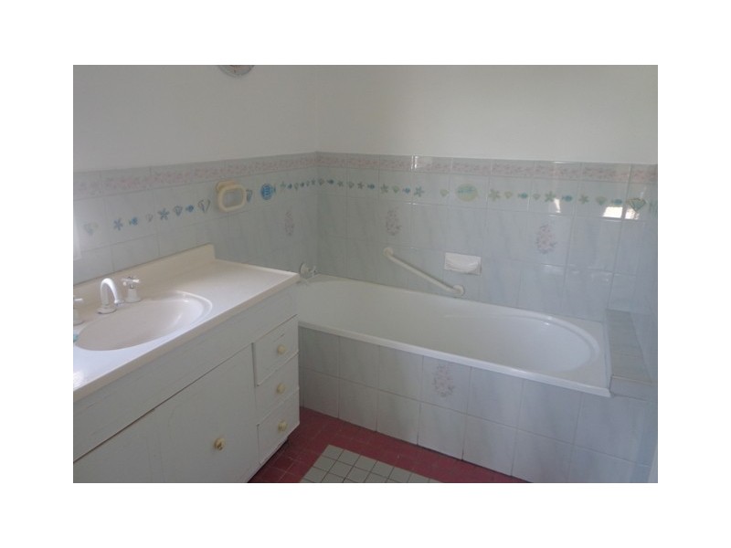 10 Crescent Road, Wangi Wangi NSW 2267