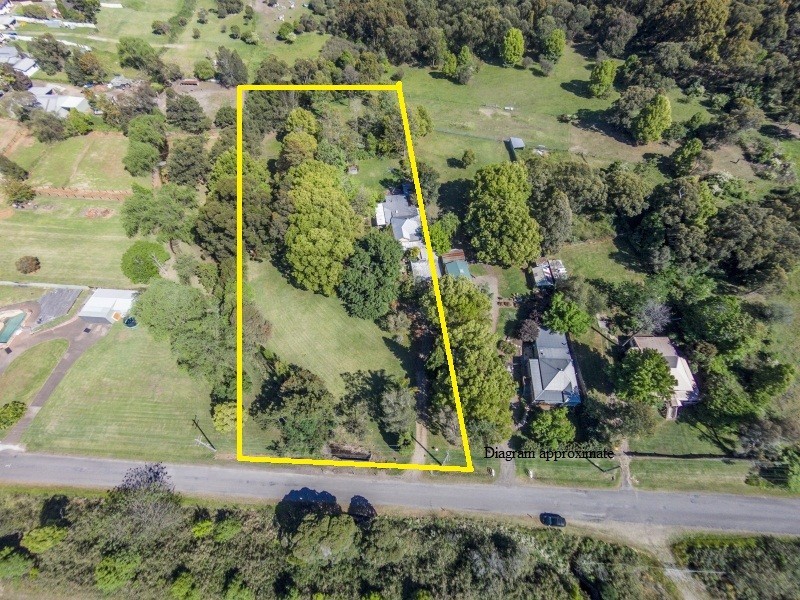 39 Railway Street, Teralba NSW 2284