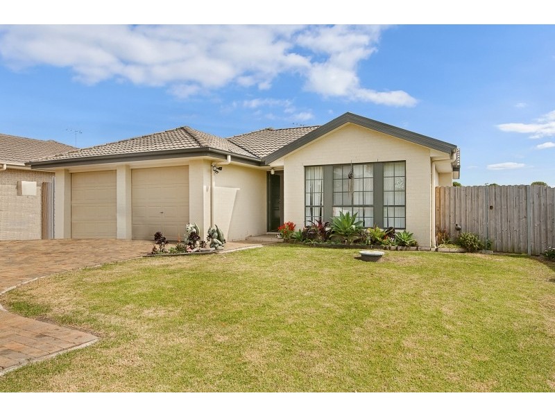 12 Cedar Cutters Crescent, Cooranbong NSW 2265