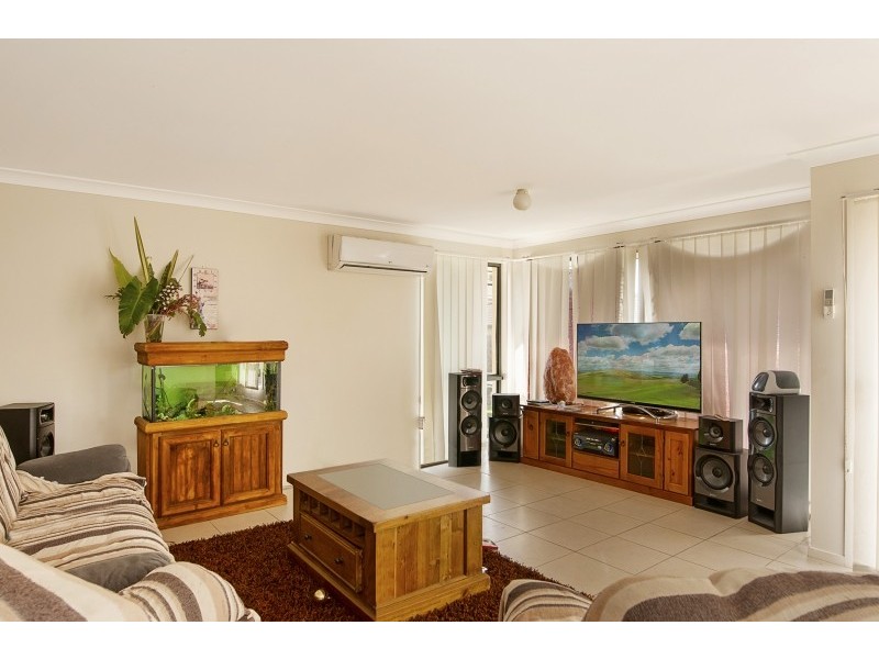 12 Cedar Cutters Crescent, Cooranbong NSW 2265