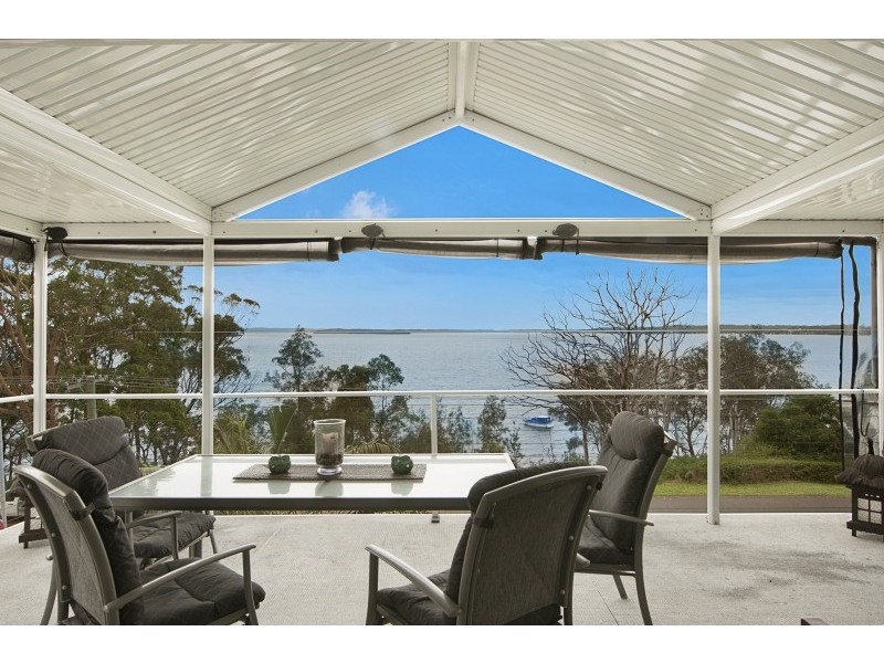 55 Beach Road, Wangi Wangi NSW 2267