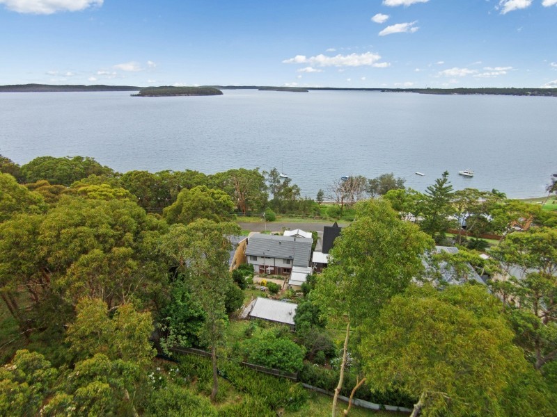 55 Beach Road, Wangi Wangi NSW 2267