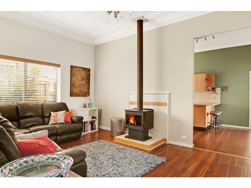 19 Lakeview Street, Boolaroo NSW 2284