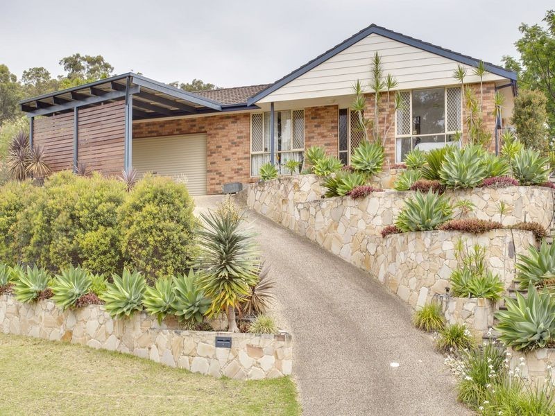 12 Endeavour Close, Woodrising NSW 2284