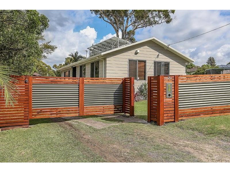 3 Farlow Street, Booragul NSW 2284