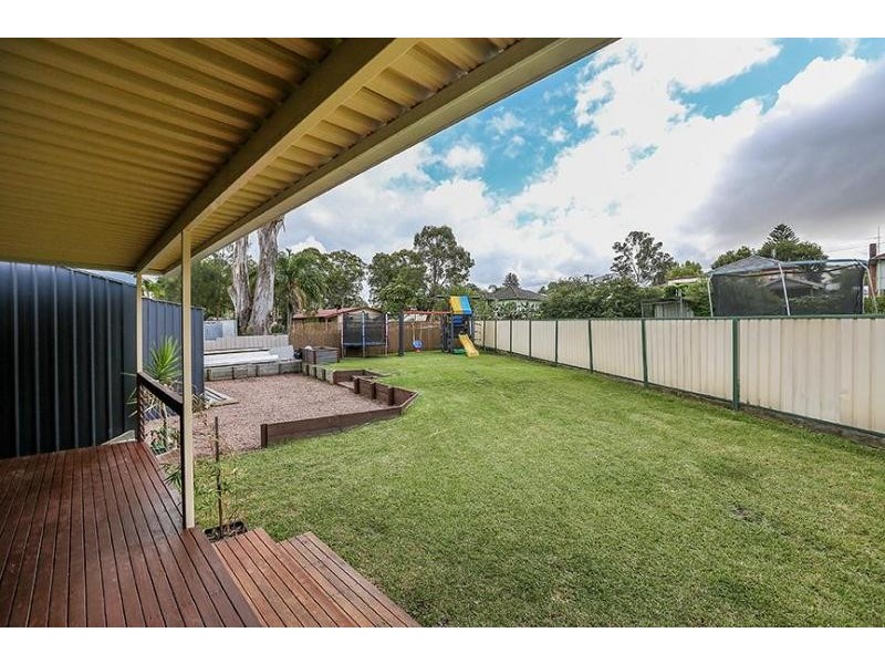 3 Farlow Street, Booragul NSW 2284