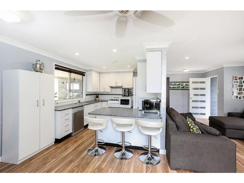 3 Farlow Street, Booragul NSW 2284