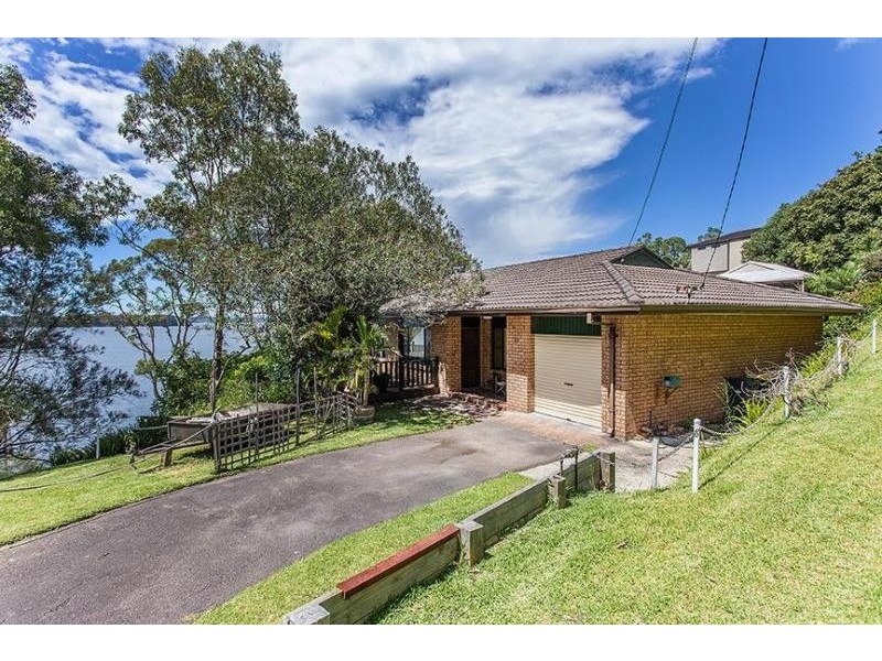80 Beach Road, Wangi Wangi NSW 2267