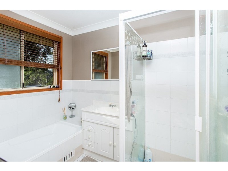 12 Shamrock Close, Woodrising NSW 2284