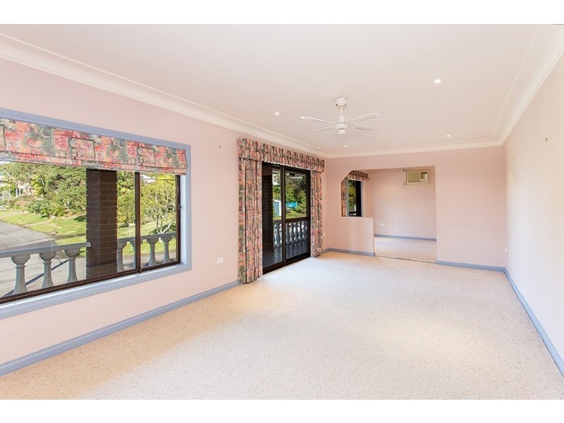 24 Canowie Crescent, Buttaba NSW 2283