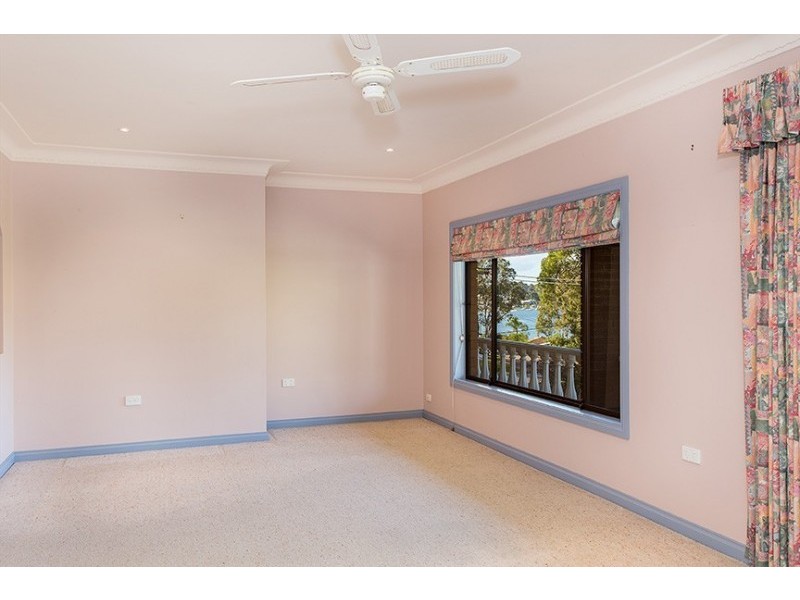 24 Canowie Crescent, Buttaba NSW 2283