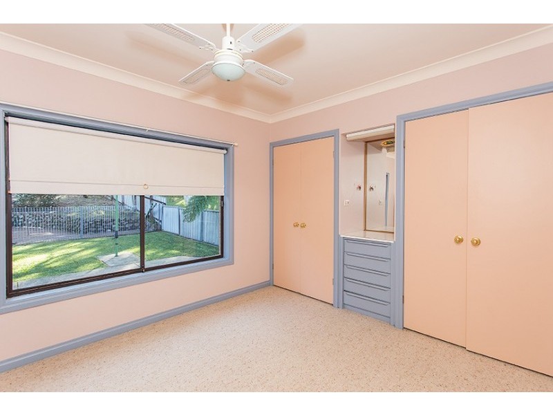 24 Canowie Crescent, Buttaba NSW 2283