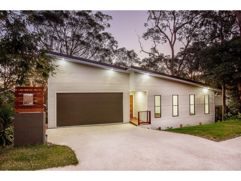 41 The Ridgeway, Bolton Point NSW 2283