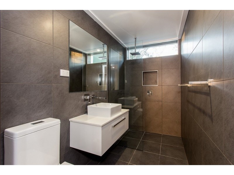 41 The Ridgeway, Bolton Point NSW 2283