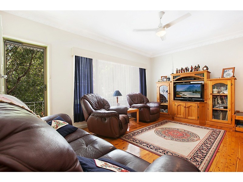 12 Carramar Place, Glendale NSW 2285