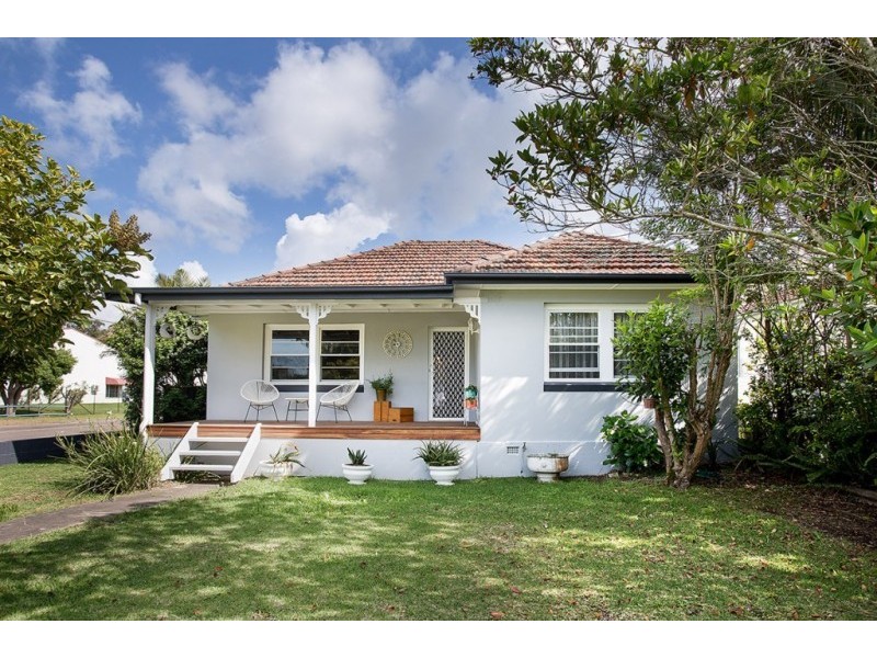 39 Ambrose Street, Carey Bay NSW 2283