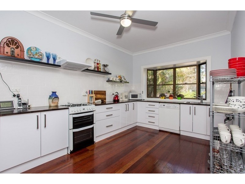 39 Ambrose Street, Carey Bay NSW 2283