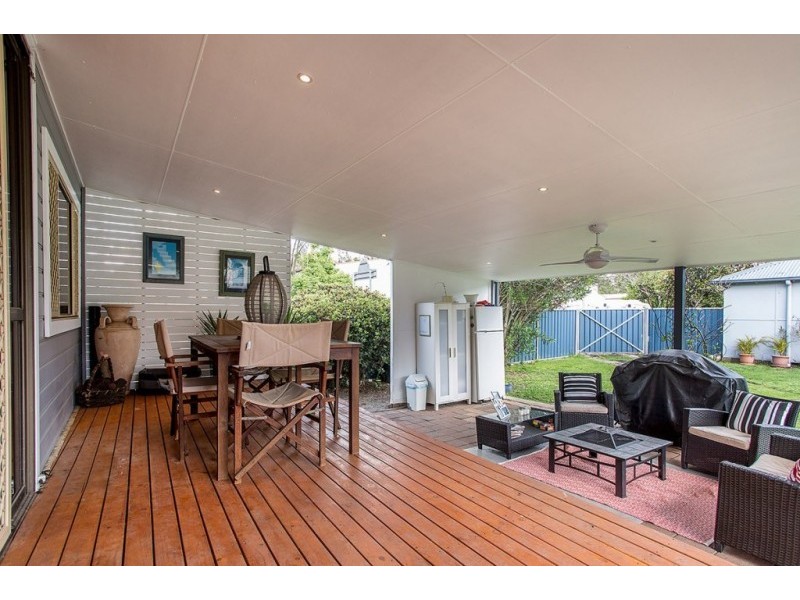 39 Ambrose Street, Carey Bay NSW 2283