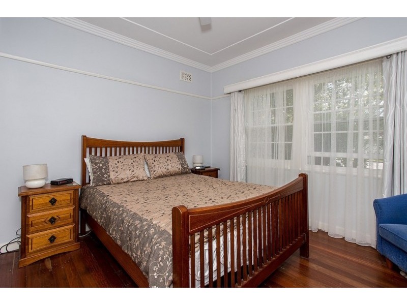 39 Ambrose Street, Carey Bay NSW 2283