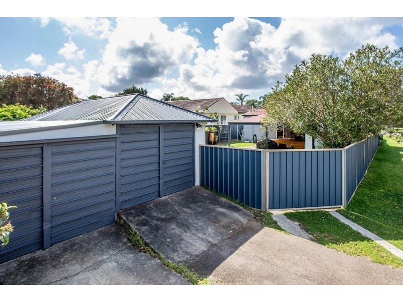 39 Ambrose Street, Carey Bay NSW 2283