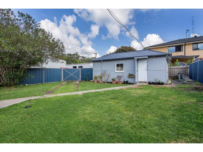 39 Ambrose Street, Carey Bay NSW 2283