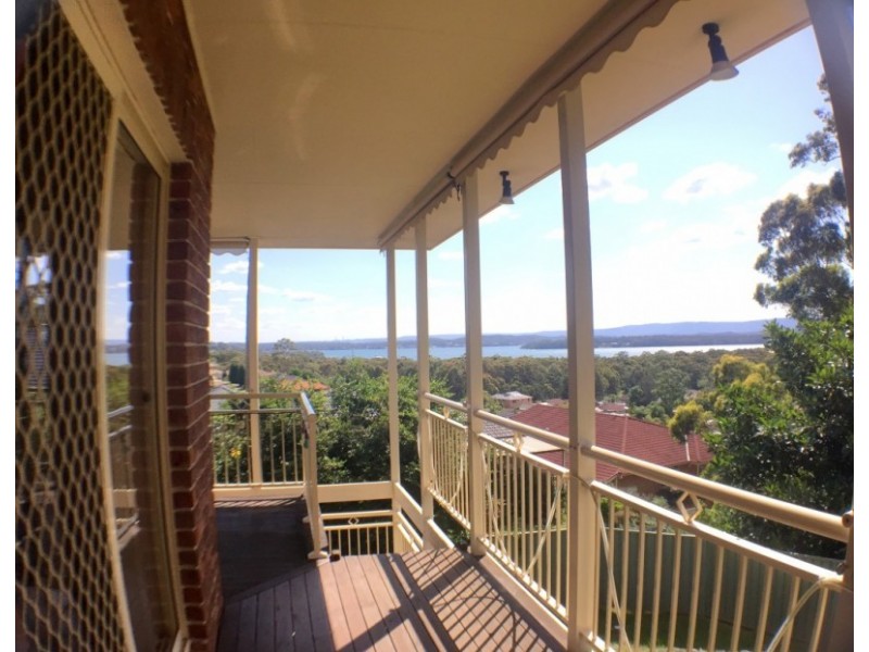 3 MAJELLA CLOSE, Eleebana NSW 2282