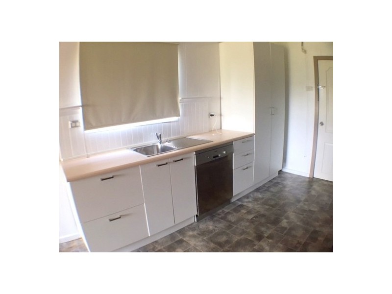 1 Crescent Road, Wangi Wangi NSW 2267