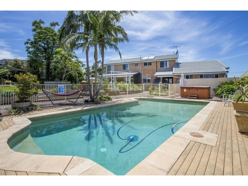 22 Sunlight Parade, Fishing Point NSW 2283