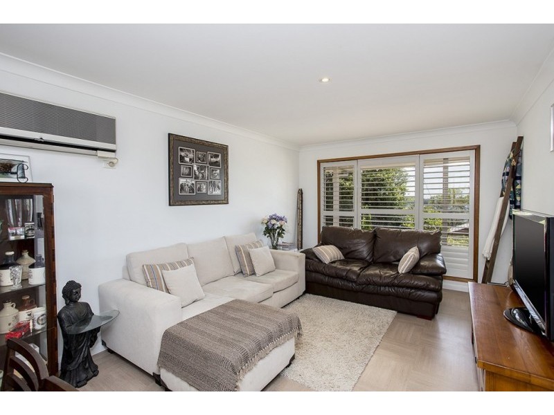 22 Sunlight Parade, Fishing Point NSW 2283