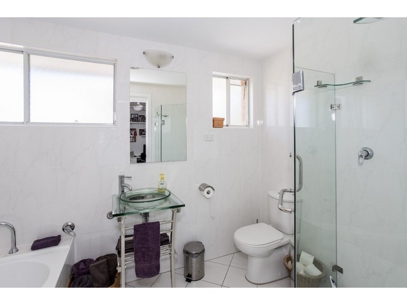 22 Sunlight Parade, Fishing Point NSW 2283