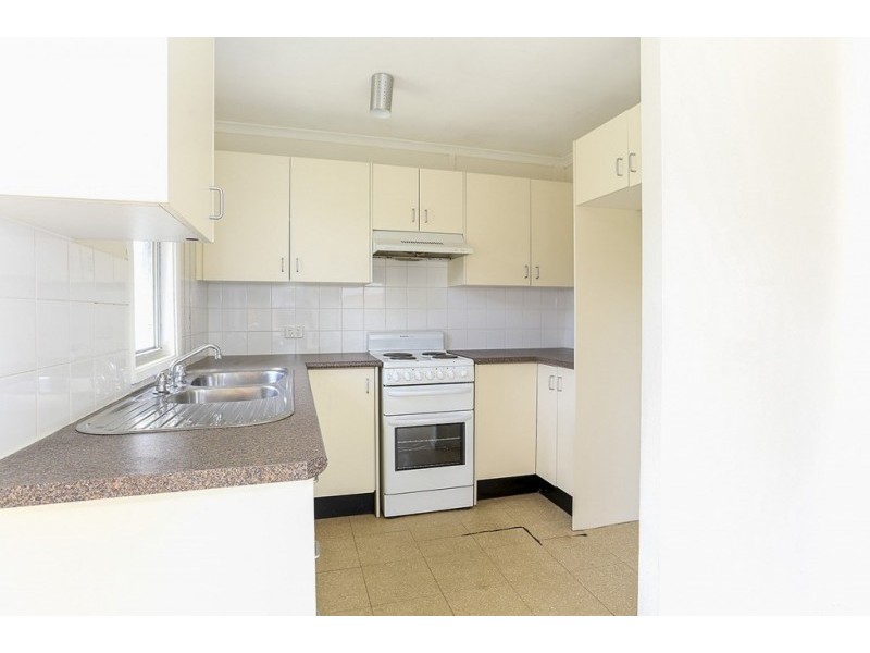 8 Quigley Road, Bolton Point NSW 2283
