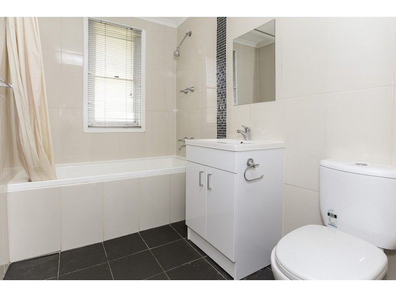 8 Quigley Road, Bolton Point NSW 2283