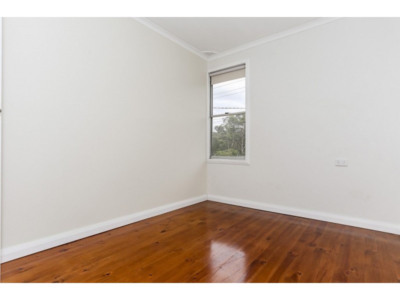 8 Quigley Road, Bolton Point NSW 2283