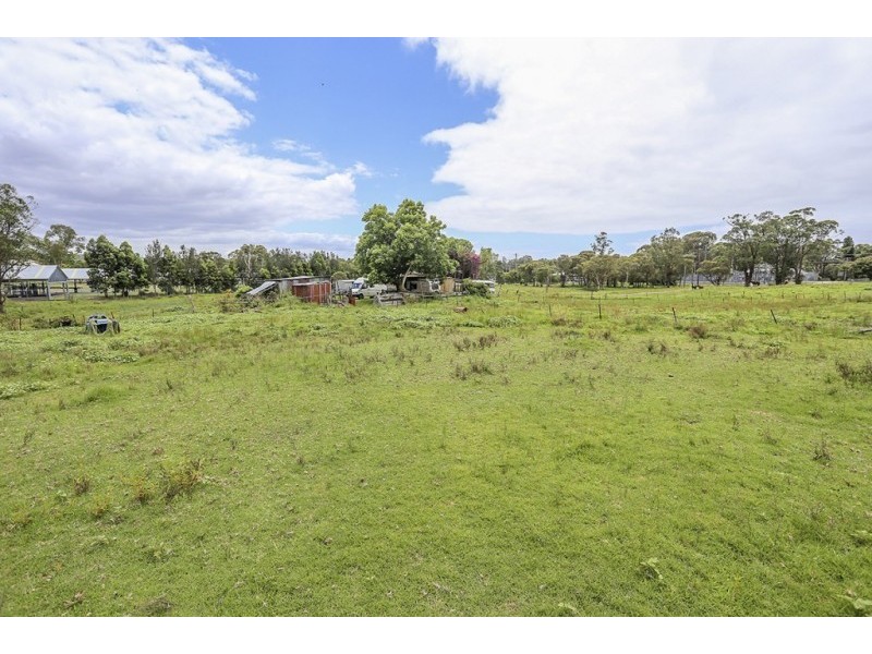 8 Carleton Street, Toronto NSW 2283